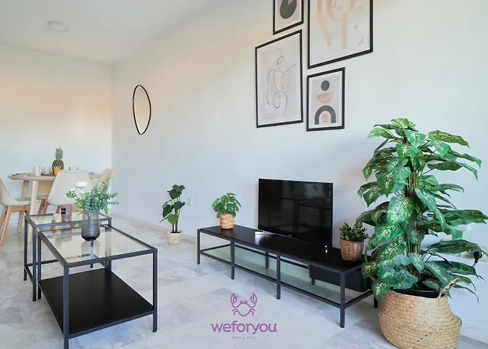 Weforyou Torrequebrada & Golf Apartment